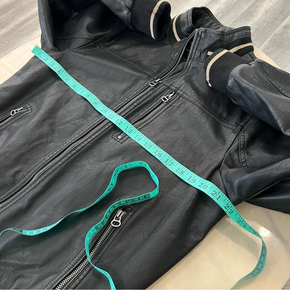 Wilsons Black Faux Leather BomberJacket. - Picture 12 of 15